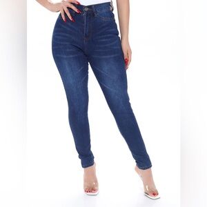 Fashion Nova: She's Back High Rise Skinny Jeans - Medium Blue Wash
